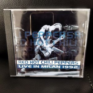 Red Hot Chili Peppers - Live In Milan 1992